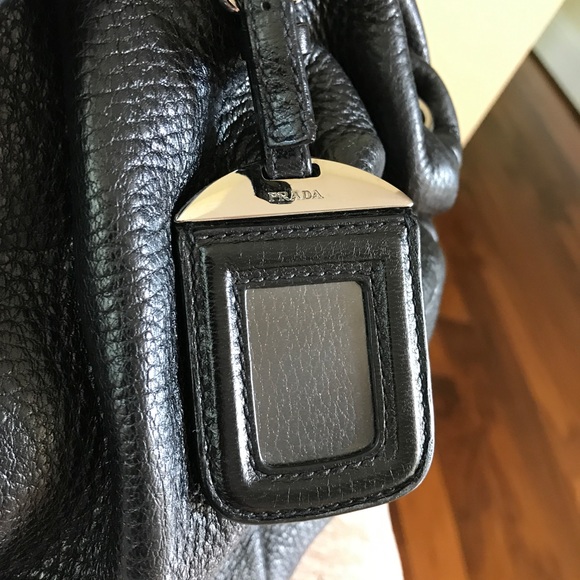 Authentic Prada handbag - Picture 5 of 6